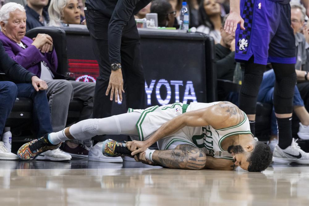 但其对球员 但其对球员