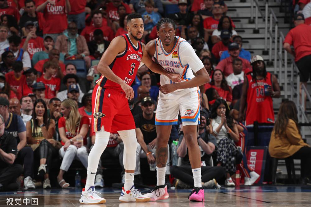 地完成转弯 地完成转弯